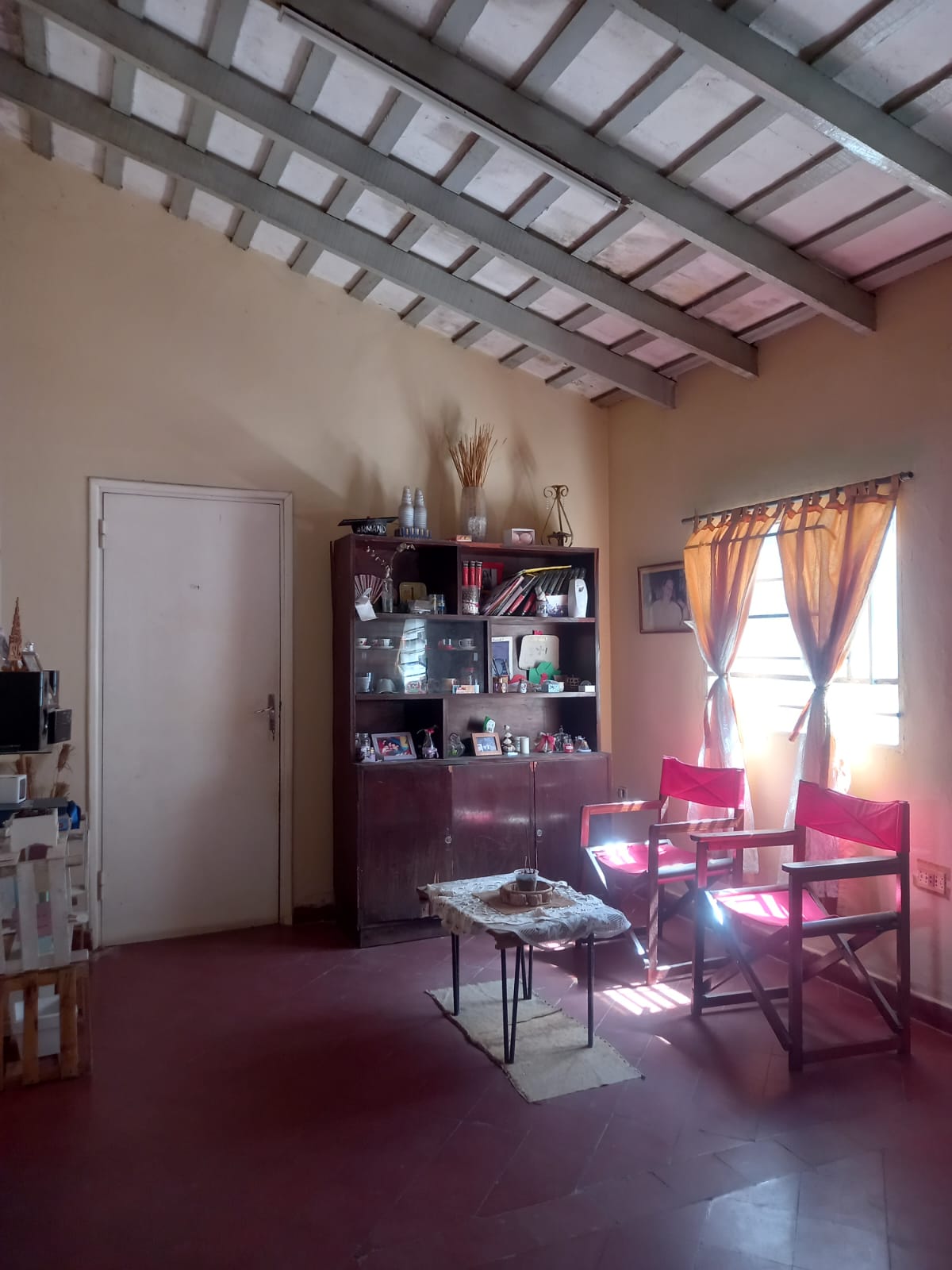 Vendo casa a refaccionar en Asunción zona Mercado 4 — foto 2