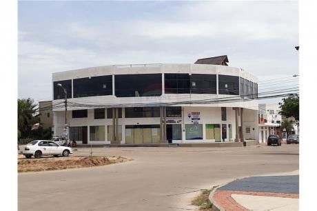 Edificio Comercial Zona Norte, 3 Plantas Banzer 6to Y 7mo Anillo