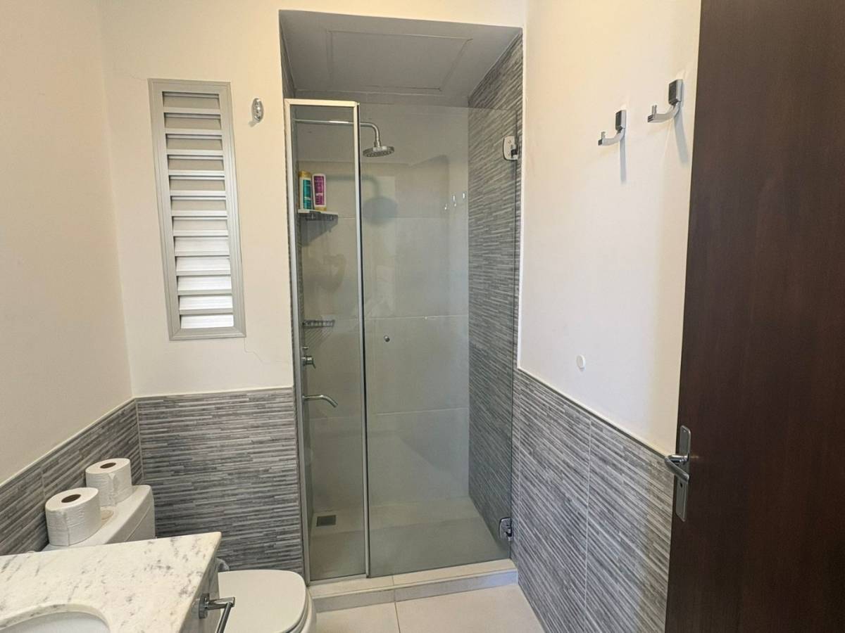 EN ALQUILER DEPARTAMENTO AMOBLADO EN LOS LAURELES — foto 3
