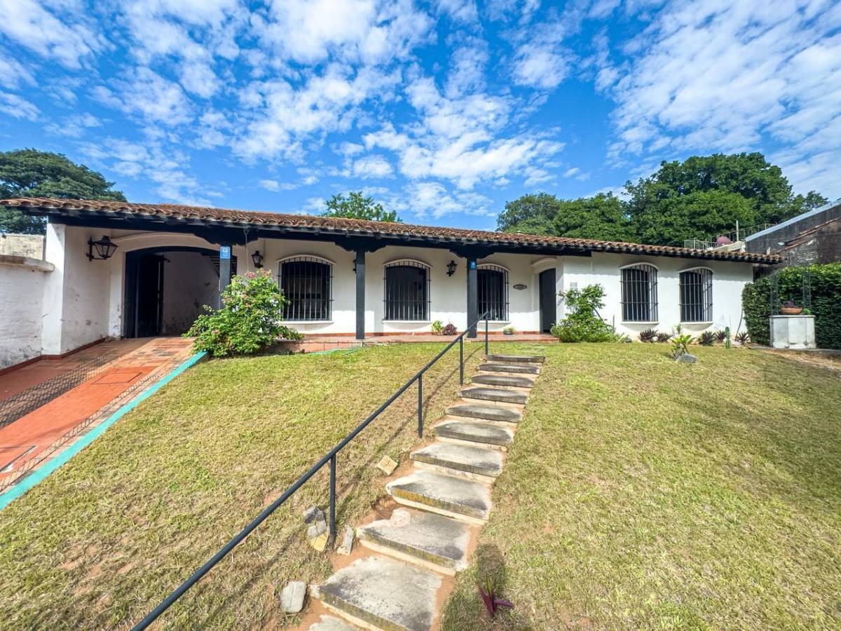 Casa en venta en Jara