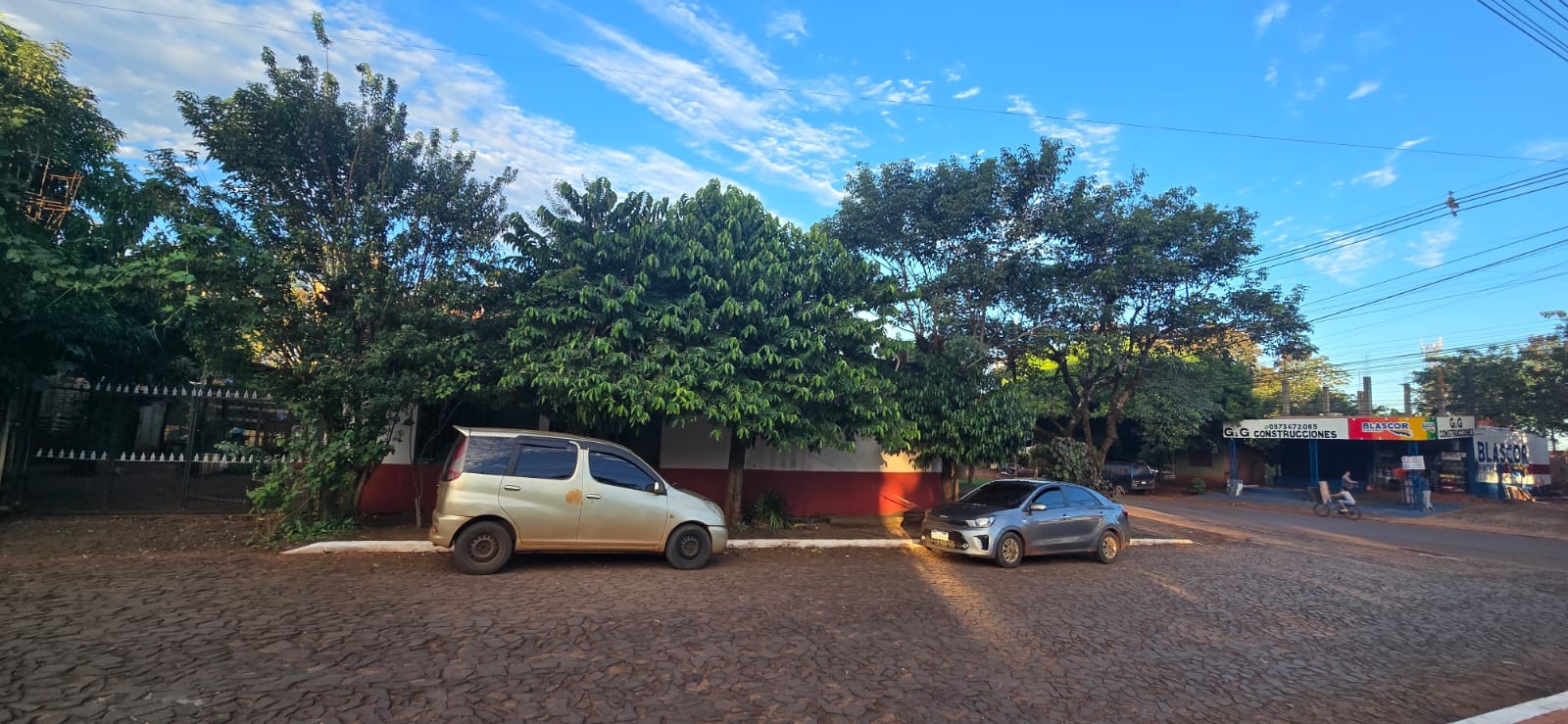 VENDO CASA EN BARRIO SAN MIGUEL/ PDTE FRANCO — foto 2