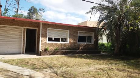 Casa 3 Dormitorios Al Sur De Atlantida