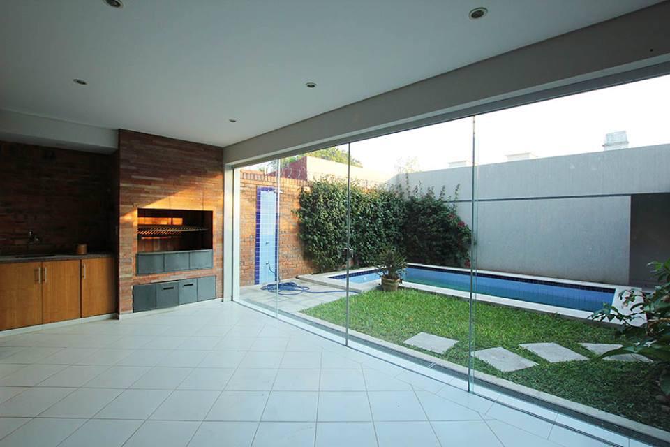 Alquilo Hermoso  Dúplex  De  3 Habitaciones En Suite, más Escritorio