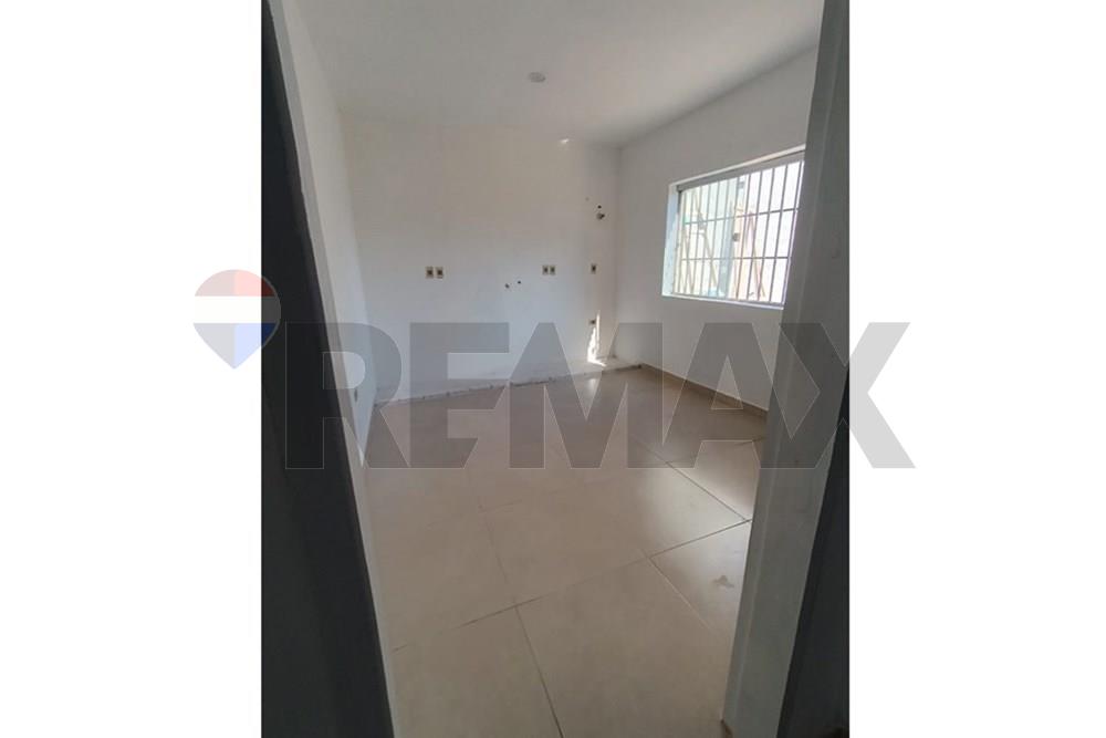 SALON COMERCIAL CON OFICINA EN San Lorenzo — foto 2
