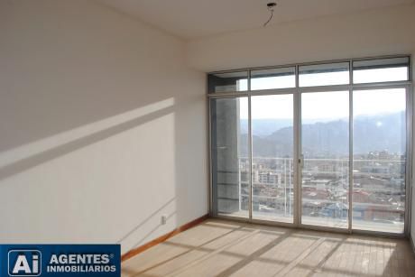 $us 60,000.- Hermoso Dpto. Sobre La Av. Principal De Cota Cota