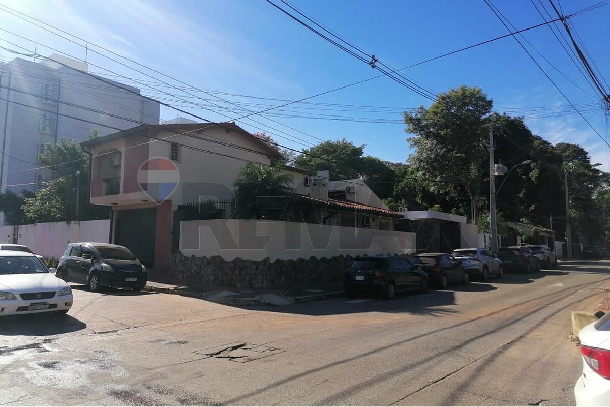 Departamento en alquiler con baja de precio en Mcal. Estigarribia