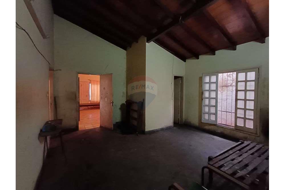 EN VENTA CASA A REFACCIONAR EN BARRIO JARA — foto 3
