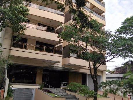 Dpto. Amoblado Zona Inmejorable - Las Mercedes
