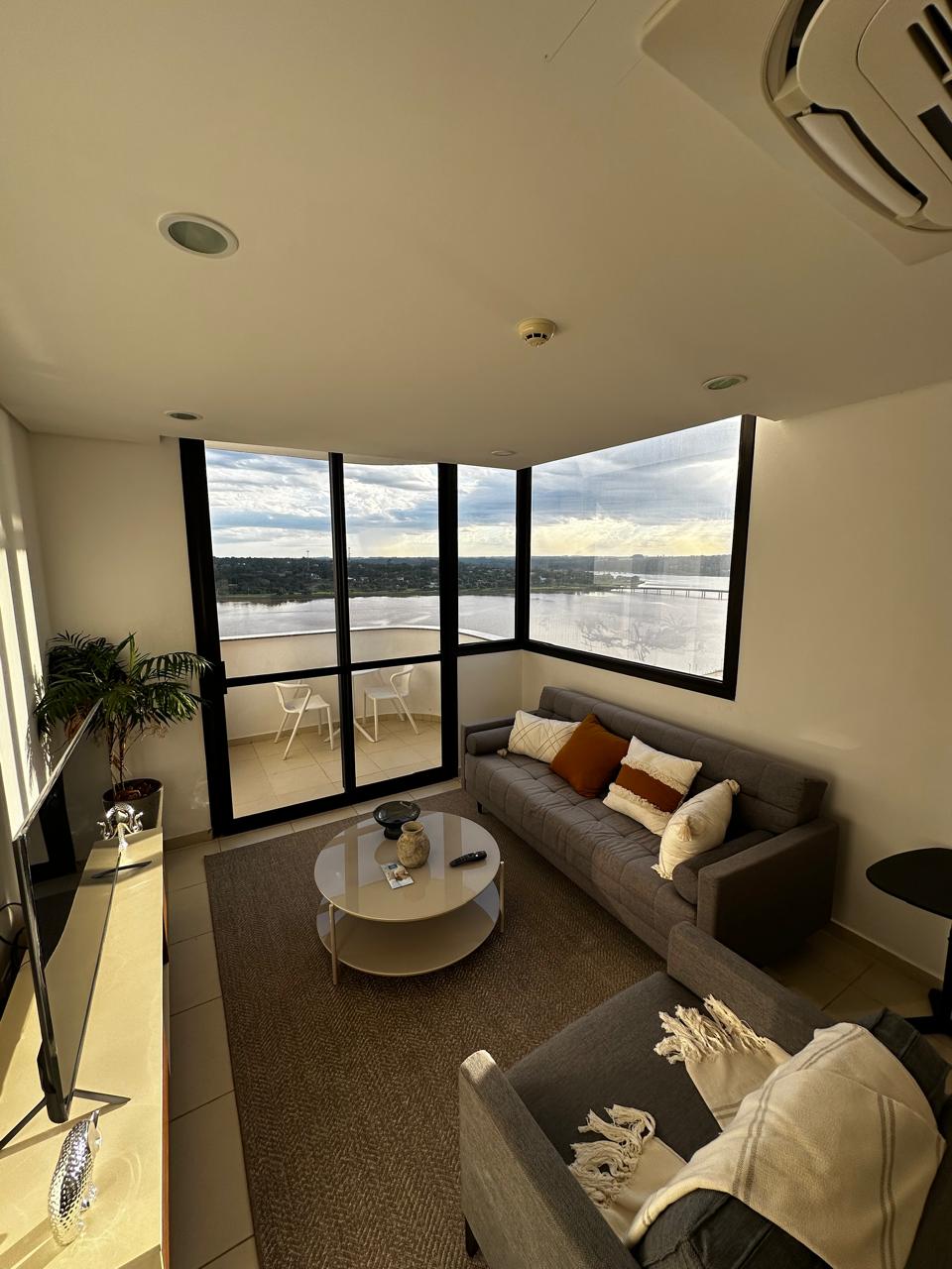 Departamento De Dos Dormitorios Con Vista Al Rio En Encarnación — foto 2