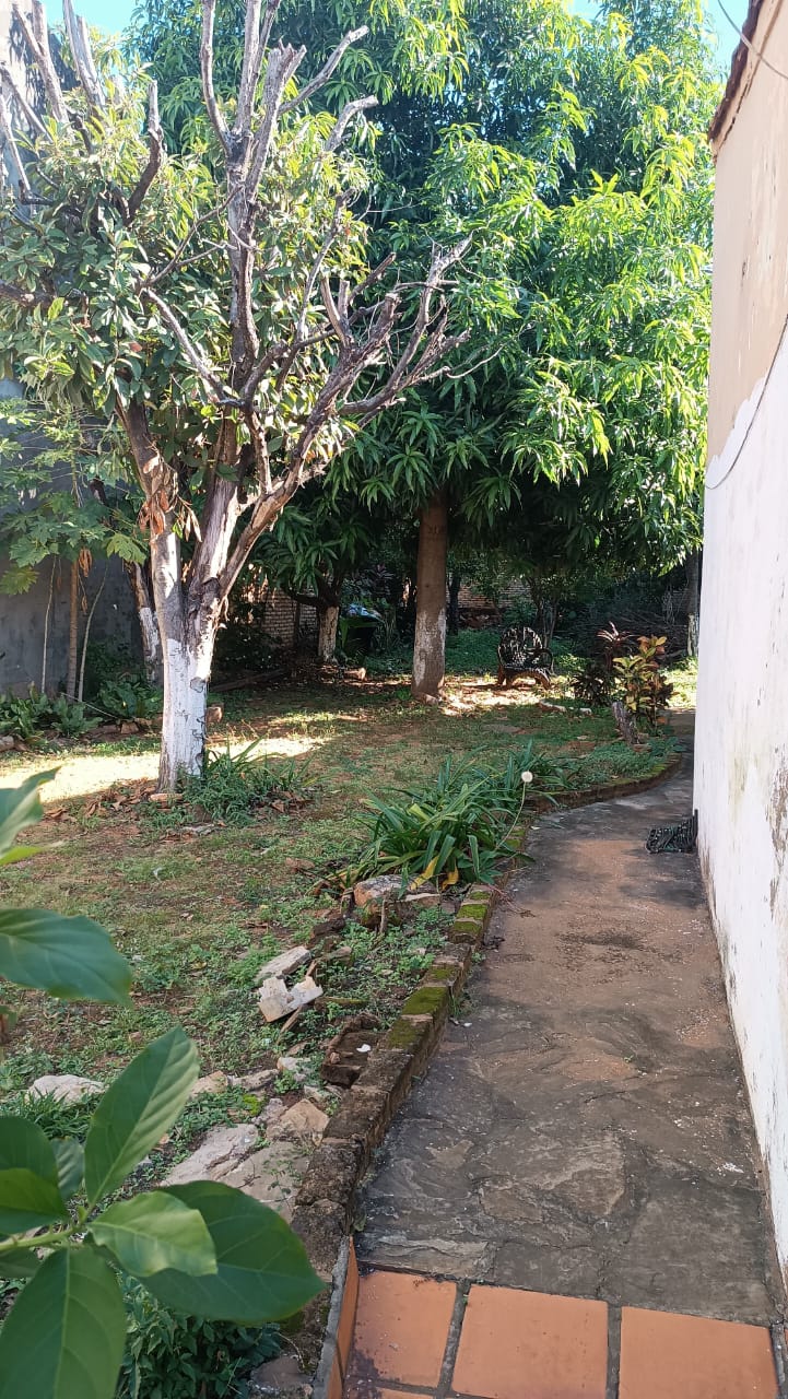 VENDO CASA A REFACCIONAR EN BARRIO VALLE APUA LAMBARE — foto 3