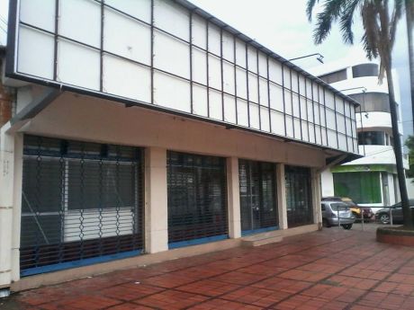 Casa En Venta En 1er Anillo Oeste Santa Cruz De La Sierra $us 465,000