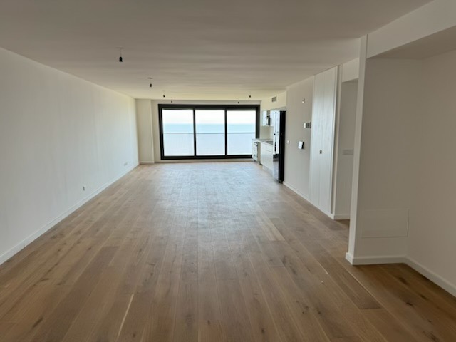 Amplio departamento a estrenar en la Rambla de Punta Carretas · Foto 9