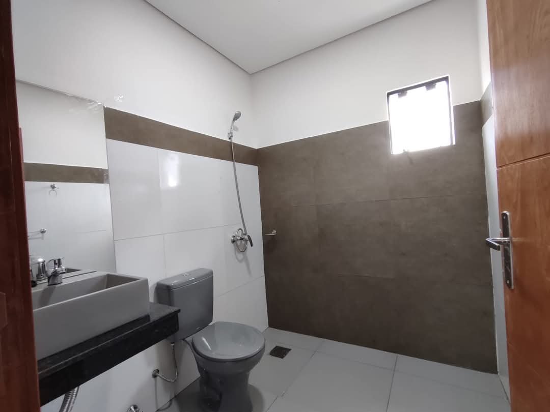 ALQUILO MODERNO DÚPLEX EN SAN LORENZO BO. VIRGEN DE LOS REMEDIOS — foto 2