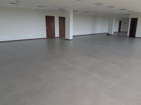 Oficinas De Lujo En Urubo Business Center