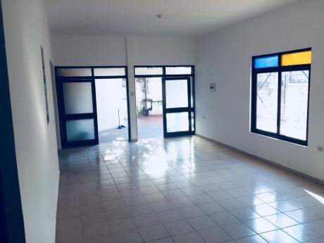 En Alquiler Casa De 3 Dorm Cerca De La Uagrm En 2do Anillo Y Av. Landivar