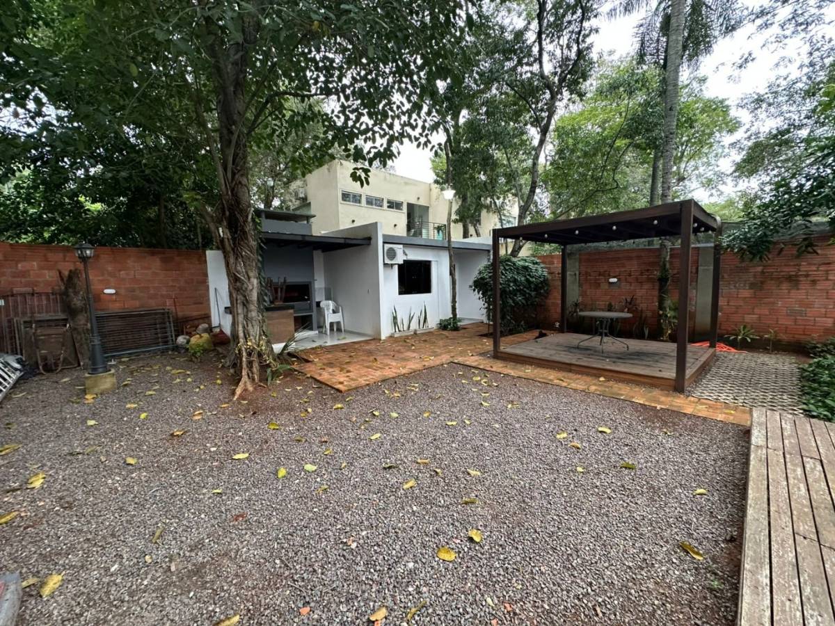 EN VENTA ! CASA AMOBLADA Y EQUIPADA EN SAN BERNARDINO- PUERTA DEL LAGO — foto 3
