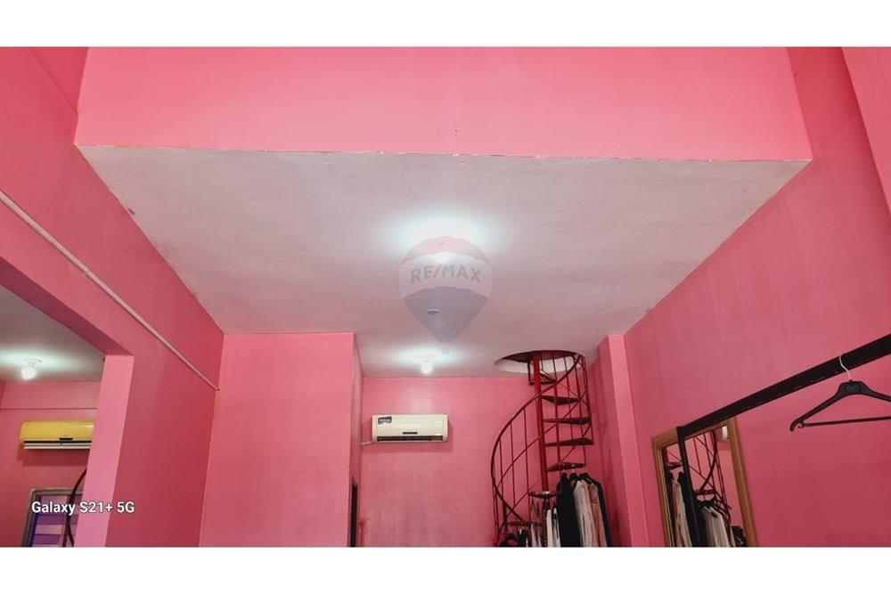 SALON COMERCIAL — foto 3