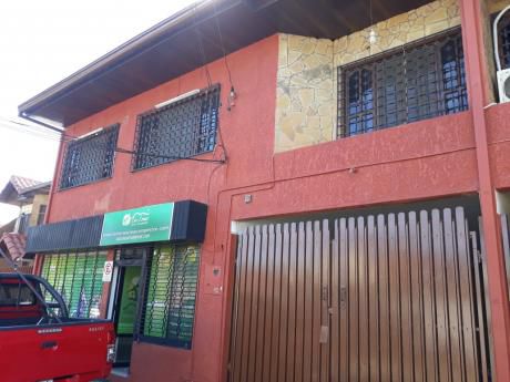 Alquilo Casa De 3 Dorm Z/este
