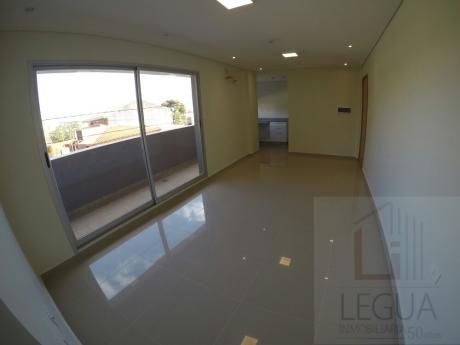 Vendo Amplios Departamentos. Barrio Jara