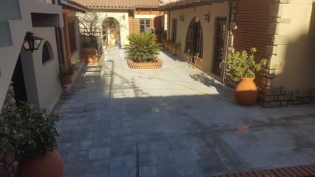 Casa En Venta Con Amplio Frente
