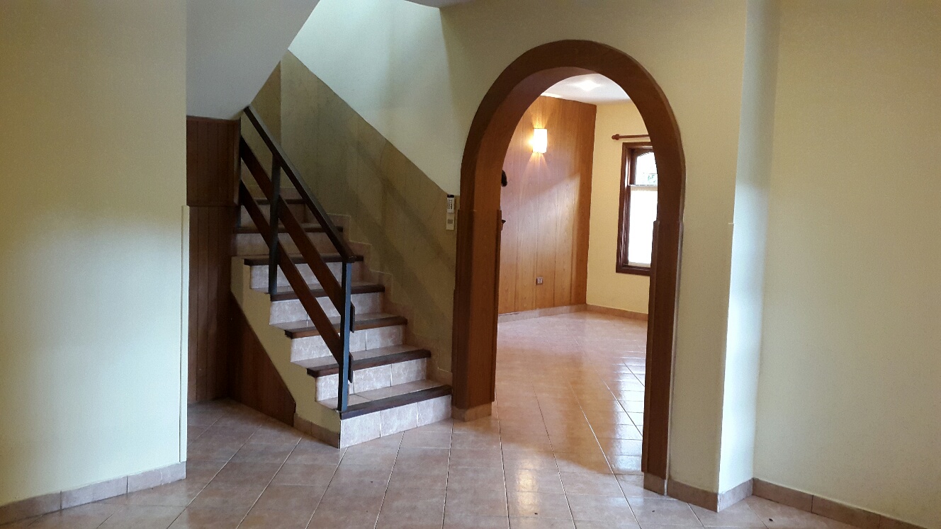Casa en alquiler en Villa Morra