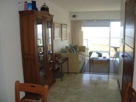 Excelente Apartamento Reciclado Con Vista Al Mar - 3 Dorm