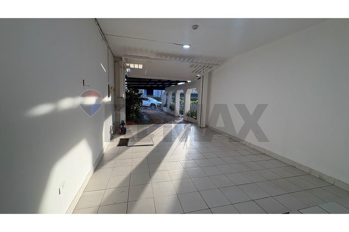 Casa en venta en Ycuá Satí, Asunción — foto 2