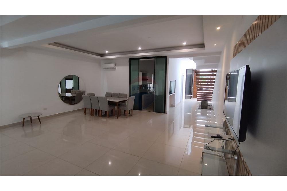 Alquiler de dúplex amobaldo en Carmelitas — foto 3