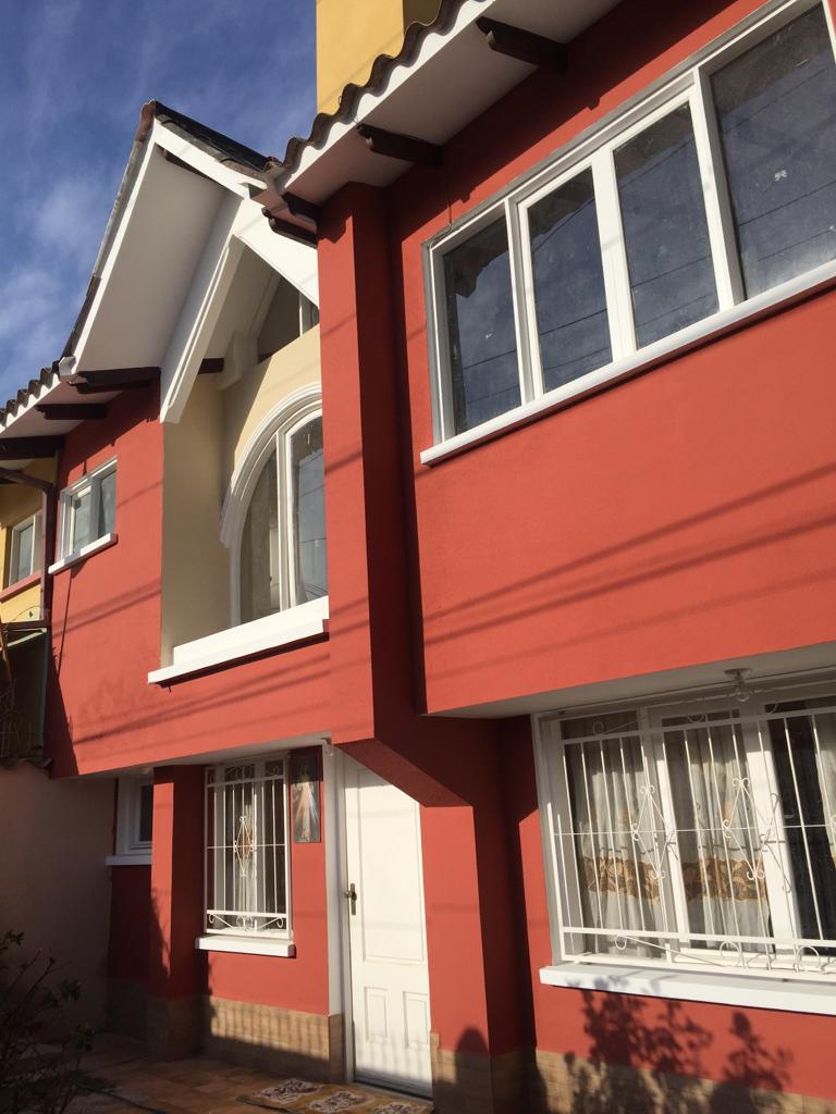 Casa Unifamiliar De Dos Plantas