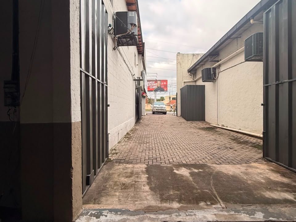 ALQUILO TINGLADO DE 510 M2 EN BARRIO SANTA ANA — foto 3