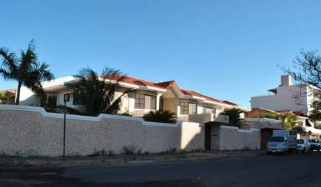 Casa En Alquiler En Equipetrol Norte