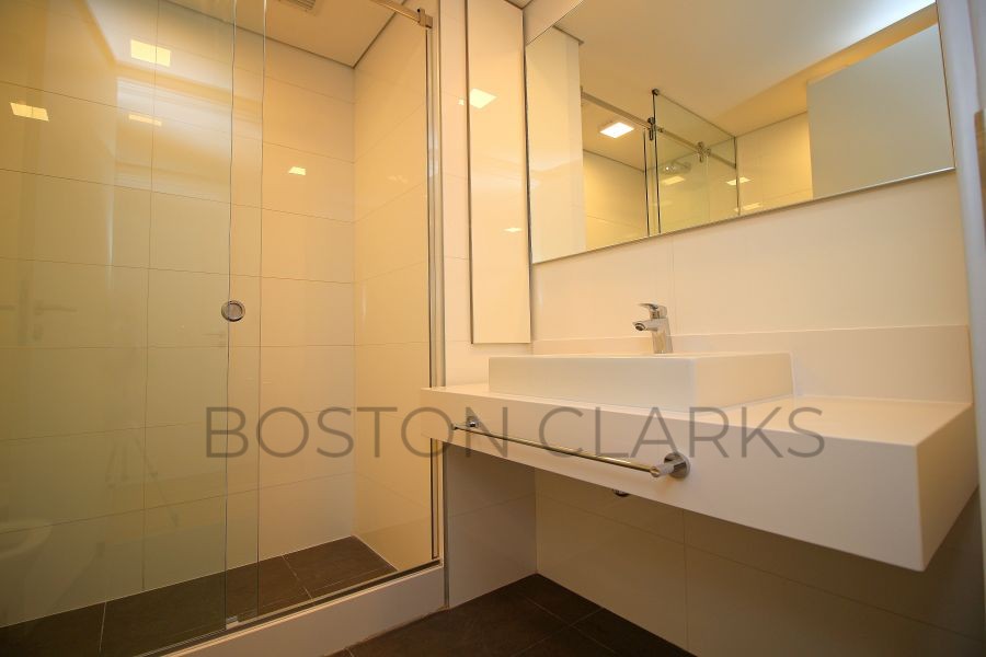 APARTAMENTO EN ALQUILER EN FORUM: 3 DORMITORIOS, SERVICIO, 2 GARAGE. · Foto 11
