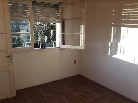Casa Padron Unico En Pleno Parque Batlle