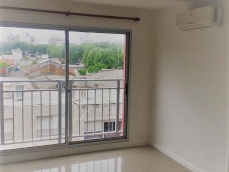 Alquiler Apartamento De 1 Dormitorio En Cordón