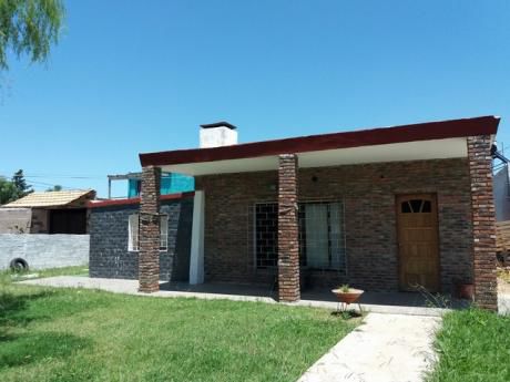 Id 10852 - Casa De 3 Dormitorios S. J. Carrasco Norte