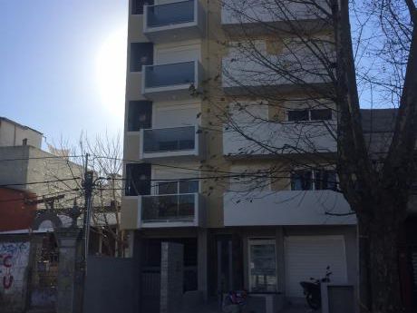 Estrene 1 Dormitorio Con Gge A 1 Del Montevideo Shoppping