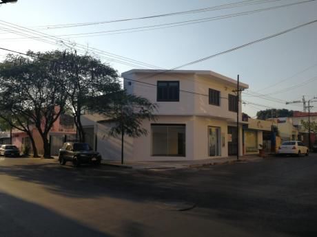 Tierra Inmobiliaria Alquila – Local Comercial A Estrenar En Esquina