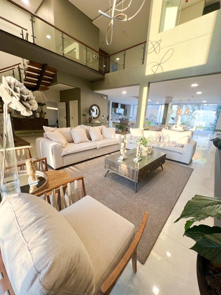 ALQUILO HERMOSA RESIDENCIA EN LUQUE- BARRIO DON DAVID — foto 2