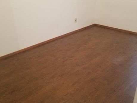 Vendo Local Con Departamento En Malvin Con Buena Renta