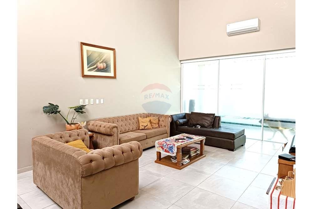 VENDO AMPLIA CASA ESTILO TOSCANO EN SAN LORENZO MIRAFLORES — foto 3