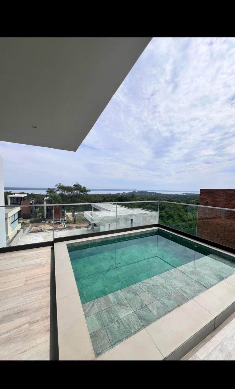 RESIDENCIA EN VENTA EN SAN VERNARDINO — foto 2