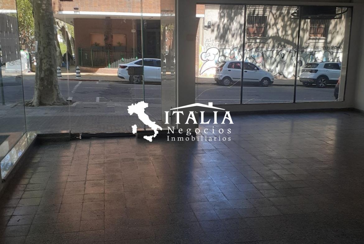 ALQUILER LOCAL ZONA CENTRO 57 M2