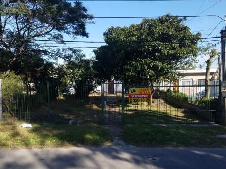 Próximo A Avenida Garzón!! Casa Y Apartamento En Padrón único!