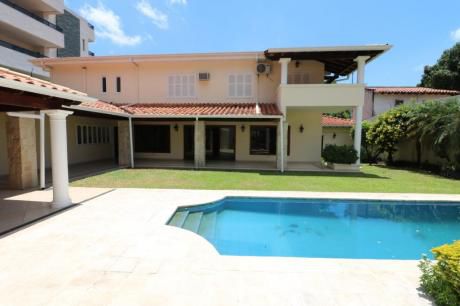 Vendo O Alquilo Residencia Con 5 Dormitorios, Bo Manorá