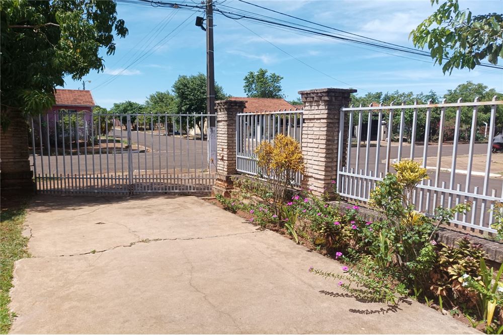 Casa - Venta - Carmen Del Paraná, Paraguay, Vive cerca de la playa — foto 2