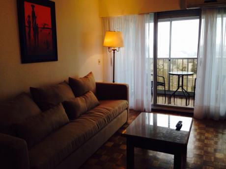 Apartamento De 3 Dormitorios En Pocitos.