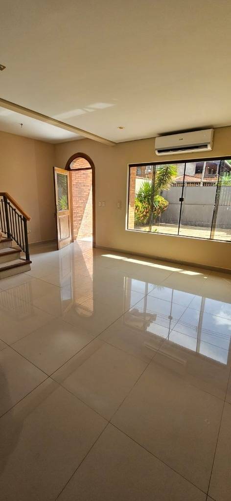 Dúplex en alquiler en Fernando de la Mora – Zona Norte — foto 2