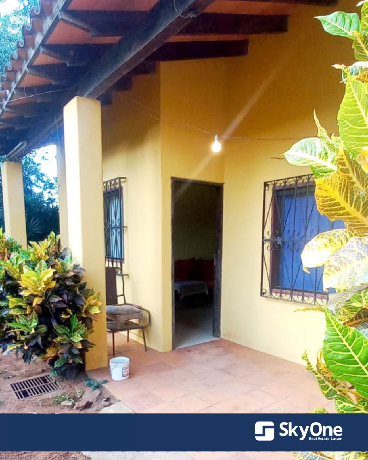 VENDO CASA EN CAPIATA A MEDIA CUADRA DE LA AVDA THOMPSON — foto 2