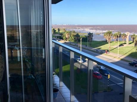 Excelente Vista Panoramica A Rambla Pta.carretas. 3d+serv.