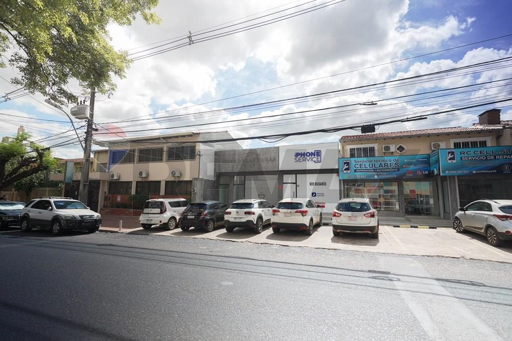 VENDO 3 LOCALES COMERCIALES EN TERRENO DE 500m2 — foto 2
